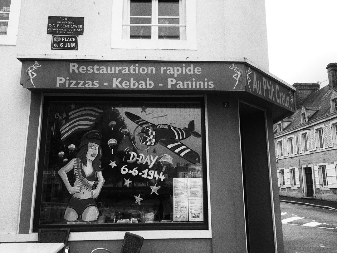 pizza-kebabs-in-st-mere-eglise-normandy-france-2016