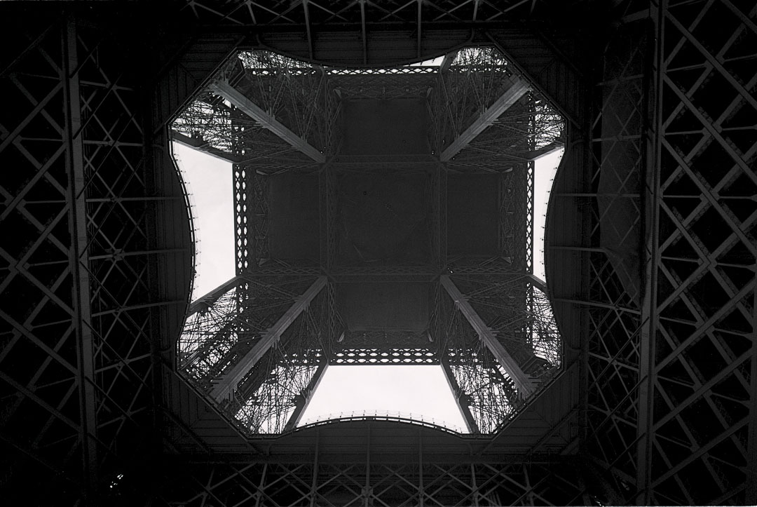 under-the-eifel-tower-paris-france-2002
