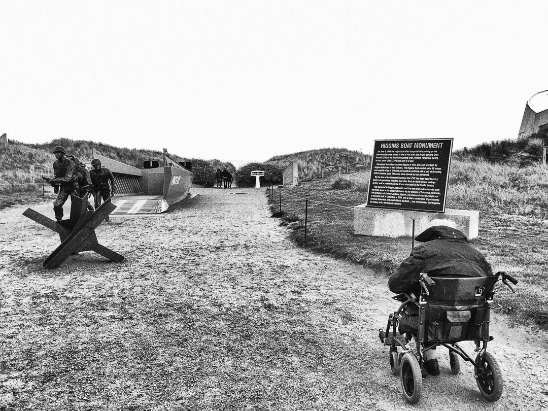 veteran-in-wheelchair-utah-beach-normandy-france-2016